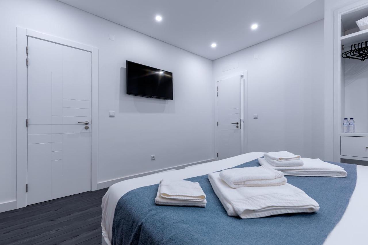 Ilheu 25 Peniche House Bed & Breakfast Ngoại thất bức ảnh